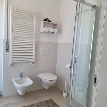 Re Lear Expo 公寓 *